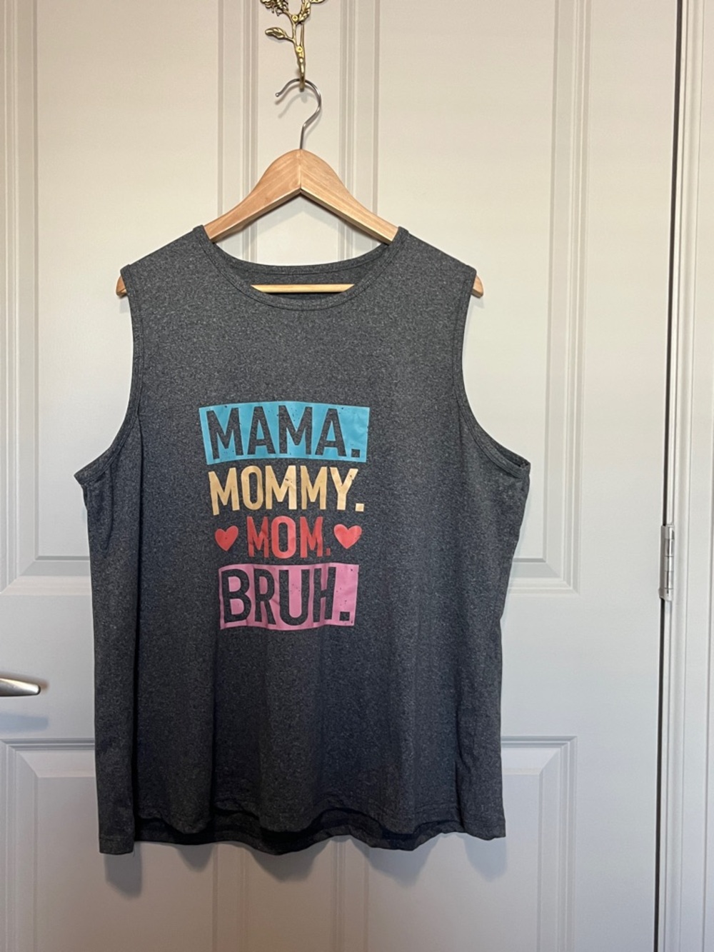Amazon brand - Graphic Muscle Tank - 'MAMA. MOMMY. MOM. BRUH.'  Plus Size